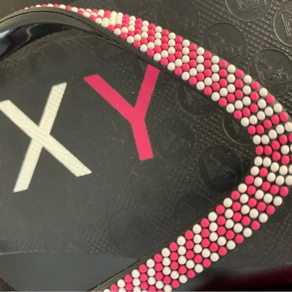 TWO PAIR size 8 brand new ROXY Flip Flops - Picture 5 of 5